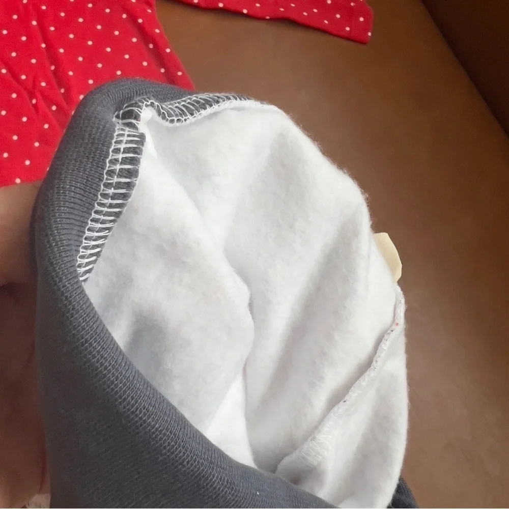 Kuniboo Carter’s Baby Infant Sz 6m 2 piece set Bodysuit and Pants Polka Dot NWOT